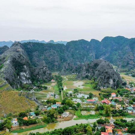Blue Garden Homestay Ниньбинь Экстерьер фото