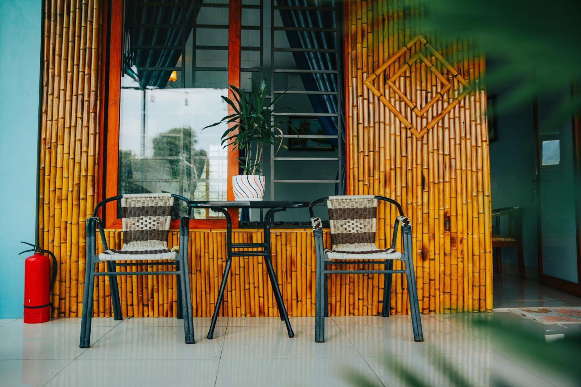 Blue Garden Homestay Ниньбинь Экстерьер фото